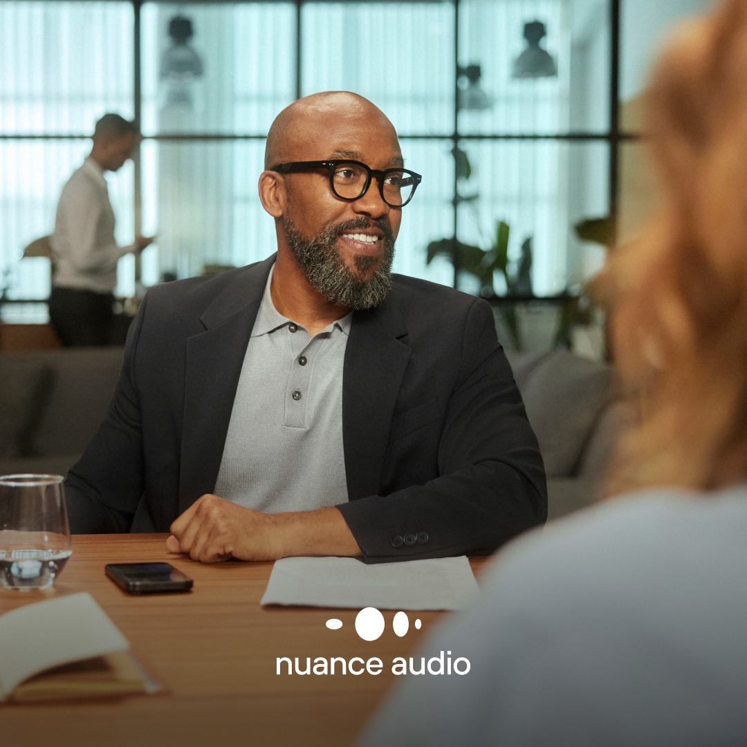 1x1_Nuance-Campaign_04_LogoOn Nuance Audio - Charging Pad